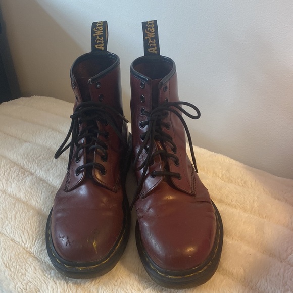 Dr. Martens, 1460 Smooth Leather Lace Up Boots - Picture 5 of 5